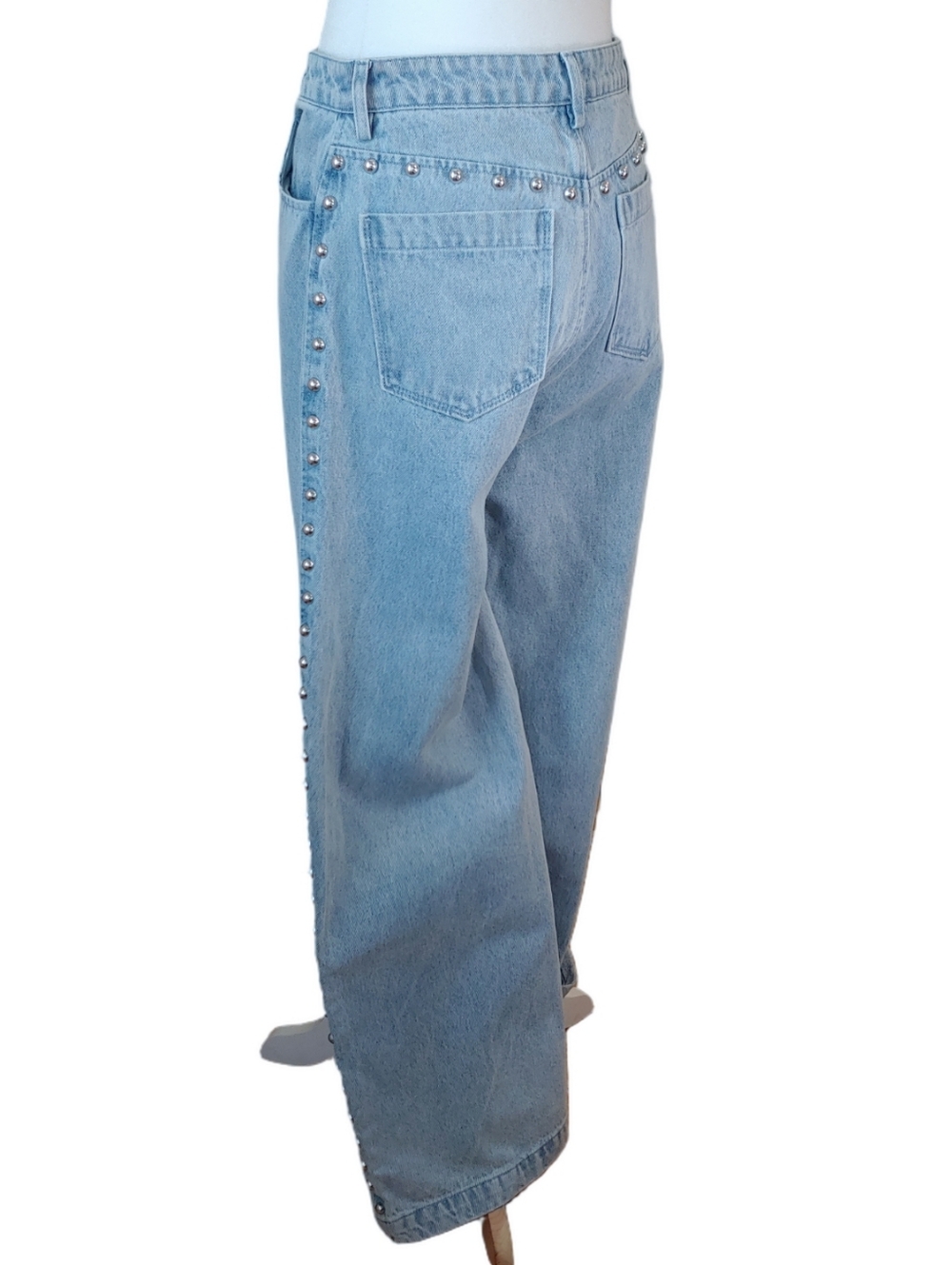 House of Harlow 1960 Light Wash Studded Wide Leg Jeans Women's 6 - Picture 11 of 16